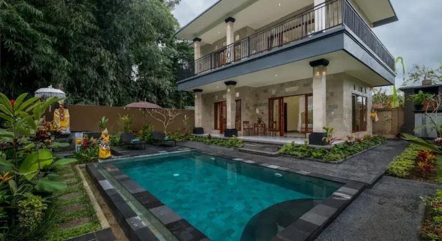 Вилла с 2 комнатами с видом на бассейн Puri Astina Villa