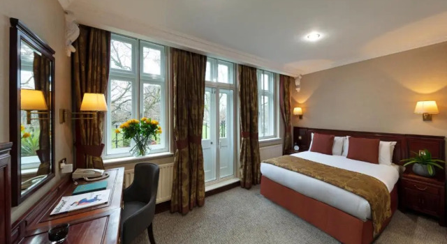 Двухместный номер Executive Rochester Hotel by Blue Orchid
