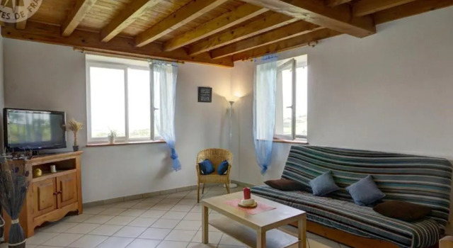 Gîte Saint-Héand, 3 pièces, 5 personnes - FR-1-496-4, Prenota Hotel Hotel a Alvernia con parcheggio, Parcheggio
