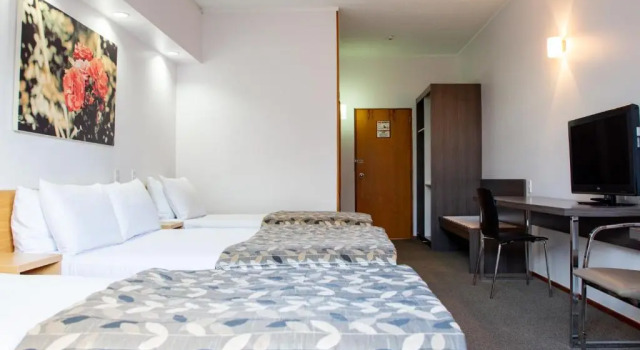 Трёхместный номер Superior Auckland Rose Park Hotel