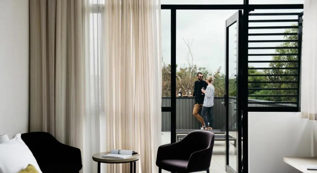 Suite Quarters at Flinders Hotel