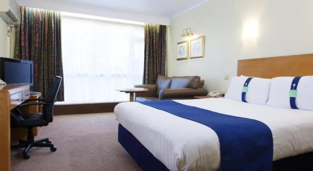 Семейный номер Standard Holiday Inn Newport by IHG