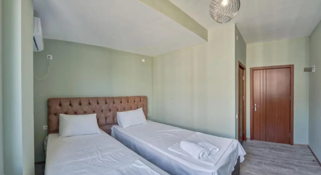 Номер Standard Four Seasons Riverside