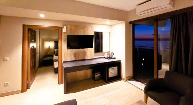 ASHTAL beach HOTEL 17\04, Book Hotel Batumi 