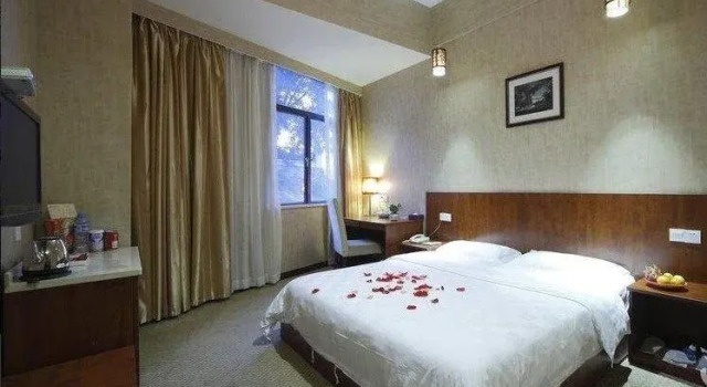 Runting Hotel Xiamen, Prenota Hotel Xiamen Monte Fuji
