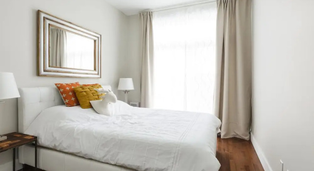 Апартаменты MTLVacationRentals- Le Clebard