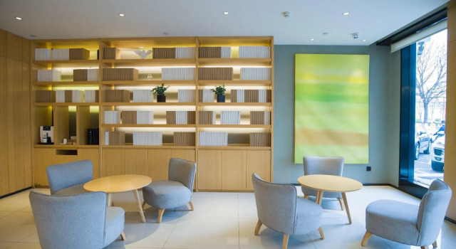 Ji Hotel Kaifeng Jinming Plaza, Rezervovat Hotel Kchaj-feng Henan