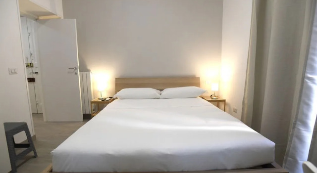 Santi Quattro Apartments 3 E 4 - Colosseo, Забронировать Апартаменты/квартира Рим Лацио, рядом с Piazza della Madonna dei Monti