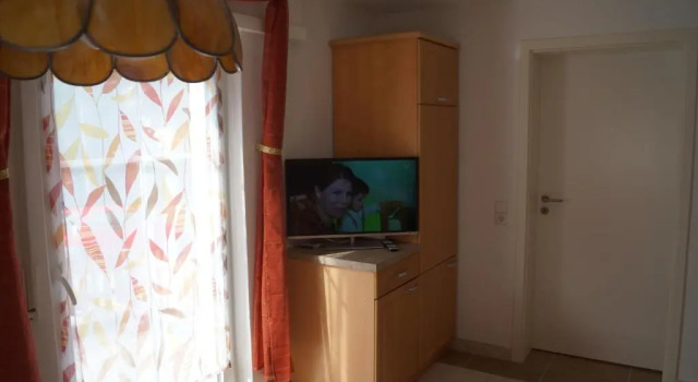 Spatzennest, Забронировать Отель Хайлигкройцштайнах 