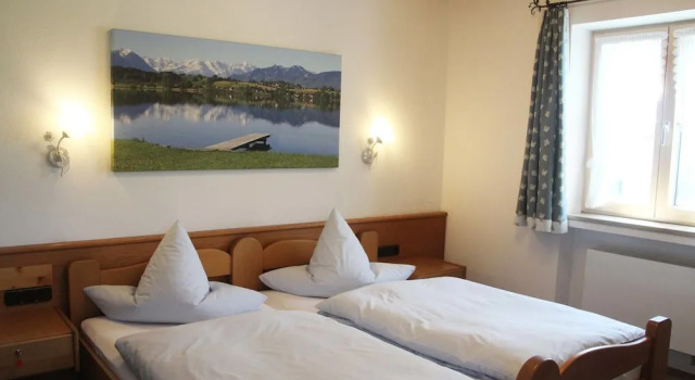 Hotel-Pension St. Leonhard, Rezervați Hotel Murnau am Staffelsee 