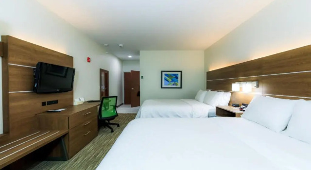 Номер Standard Holiday Inn Express Osage Beach - Lake of the Ozarks by IHG