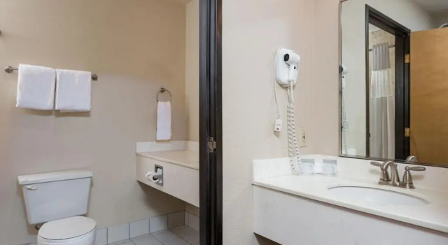 Номер Standard Seagrass Oceanfront Inn