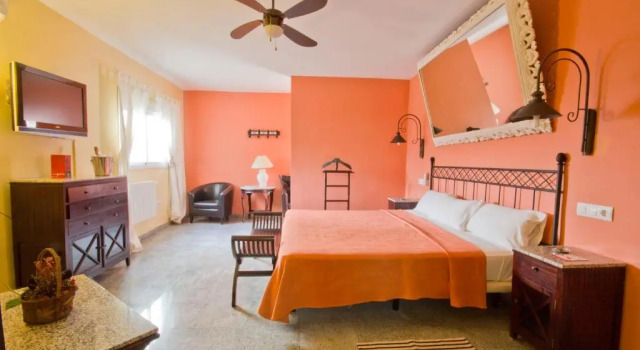 Люкс Hostal Nueva Andalucia