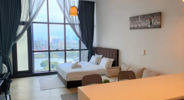 Студия Comfort Mcity Ampang by Plush