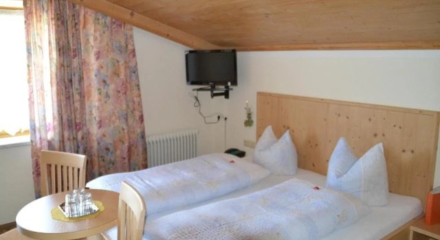 Haus Binder, Prenota Hotel Hotel a Zillertal con parcheggio, Parcheggio