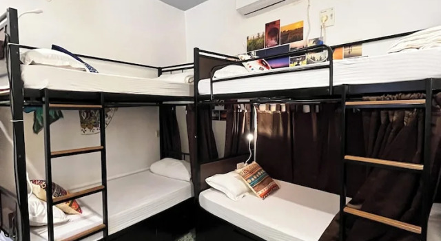 Кровать в общем номере (женский номер) U.R.D.Ki You are the key Hostels