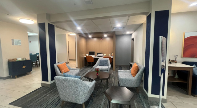 Holiday Inn Express Hotel & Suites Twin Falls by IHG, Book Hotel Hoteller i Idaho med parkering, Parkering