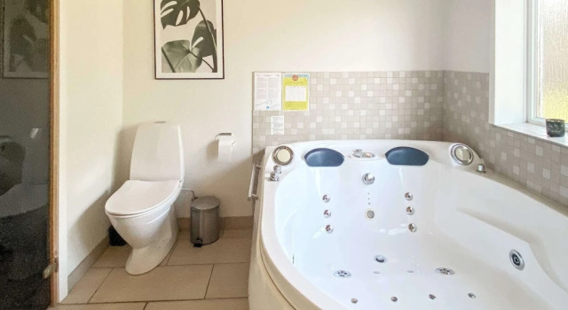 8 Person Holiday Home in Tarm, Rezervovat Hotel Tarm Midtjylland