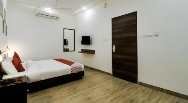 OYO 27894 Hotel Park Rue, Rezervovat Hotel Džajpur 