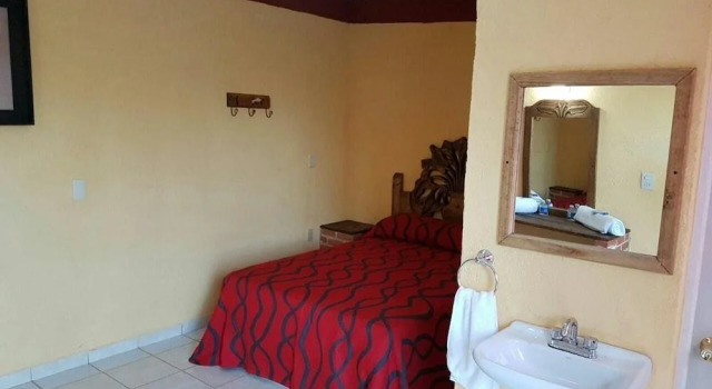 Hotel Rancho Hacienda San Antonio, Забронировать Отель Центральная часть Текискиапана Керетаро