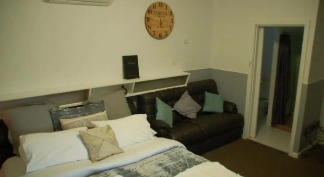 Люкс Deluxe Calder Family Motel
