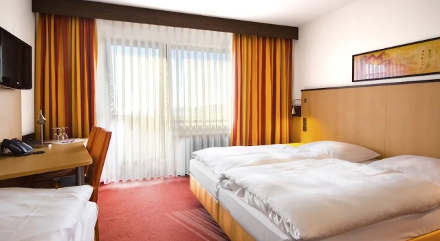 Трёхместный номер Standard Seligweiler Hotel & Restaurant