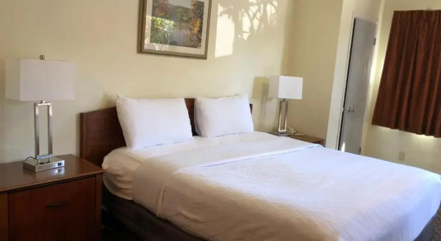 Номер Deluxe Monticello Motel