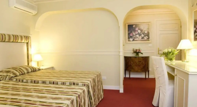 Трёхместный номер Standard с балконом Park Hotel Villaferrata