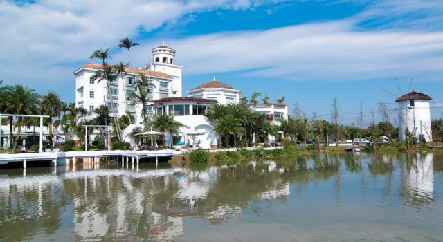 Полулюкс Shangrila Boutique Hotel