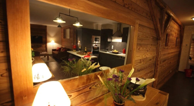 Les Chalets d'Adrien 3, Забронировать Шале Виллы Овернь-Рона-Альпы, Вилла