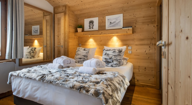 Апартаменты Whistler Lodge by Alpine Resorts