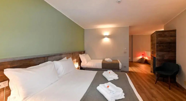 Четырёхместный номер Standard Du Parc Hotel