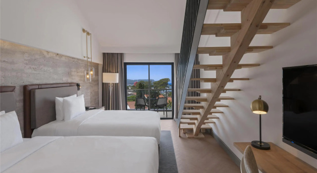 Четырёхместный номер Duplex Family DoubleTree by Hilton Antalya-Kemer All-Inclusive Resort