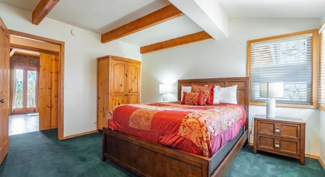 Timberline Lodge by Avantstay Secluded Hill Top Home w/ Incredible Views, Забронировать Дом для отпуска Биг-Бэар-Сити San Bernardino Mountains
