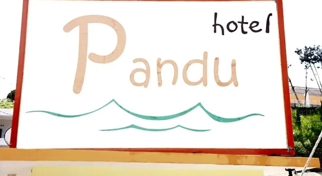 Pandu Lakeside Parapat Hotel, Rezerwuj Hotel Parapat Sumatra