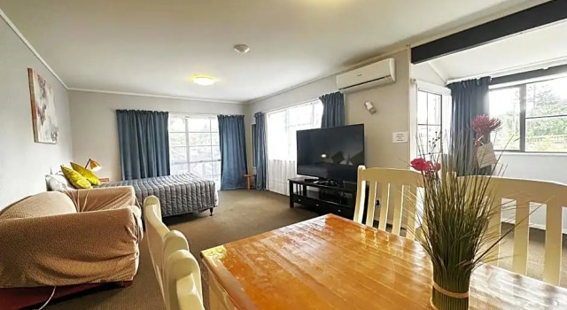 Номер Standard Kingswood Manor Motel