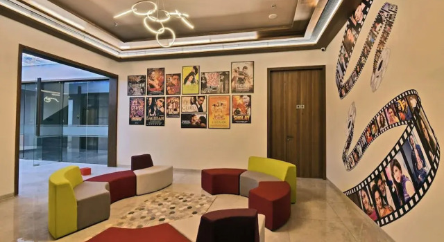 Kratos Club, Rezervovat Hotel Hotely v Gujarat s parkováním, Parkování