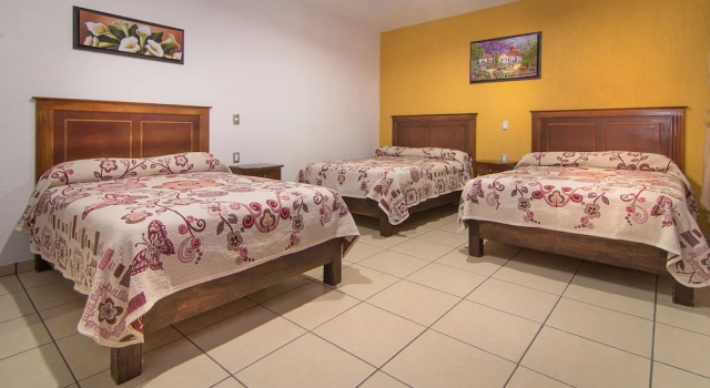 Трёхместный номер Deluxe Hotel Posada el Fuerte San Miguel