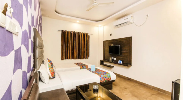 Двухместный номер Premium FabHotel De Sivalika - 500m from Belur Math