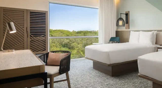 Четырёхместный номер Standard с видом на окрестности Courtyard by Marriott Curacao