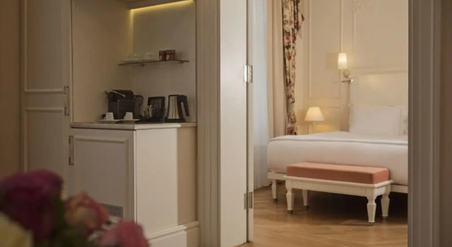 Люкс Corinne Corinne Art & Boutique Hotel