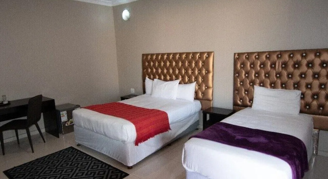 Purple Rose Boutique Hotel, Book Boutique Hotels in Lusaka with Parking, Parking