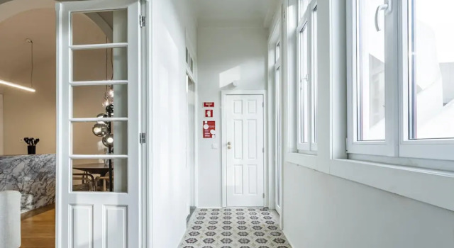 Nomad s Family - 3bdr Charming Hideout Porto, Забронировать Отель Порту Регион Порту, рядом с Lapa Metro Station