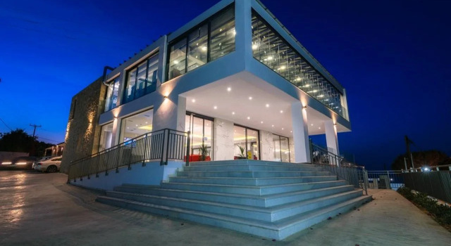 Cavo Orient Beach Hotel & Suites, Забронировать Отель Бизнес-отели Трагаки, 4* 5*