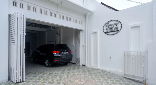 RedDoorz Syariah at Jalan Godean, Book Hotel Godean Yogyakarta Province