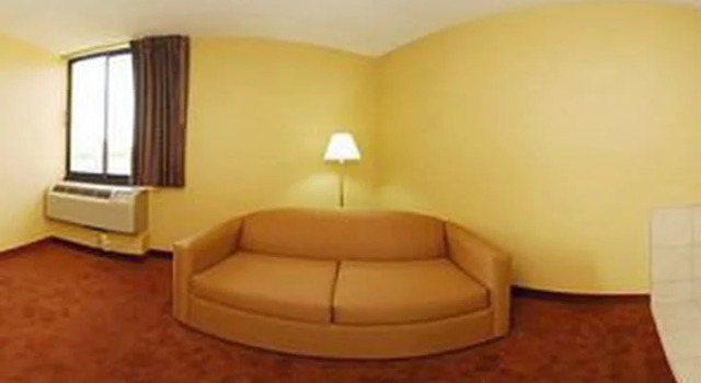 Люкс c 1 комнатой Days Inn by Wyndham Hagerstown I-70