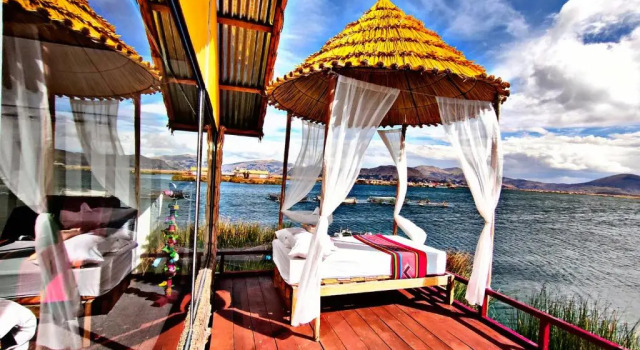 Uros Qhantany Lodge, Забронировать Отель Урос Пуно