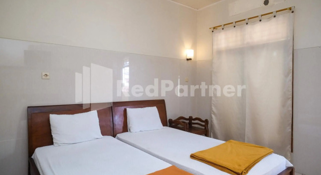 OYO 91603 Wisma Garuda, Book Hotel Hotels in Depok with Breakfast, Breakfasts