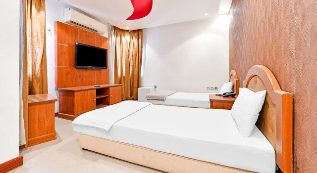 OYO 118 Revira Hotel, Book Hotel Hotels in Juffair with Breakfast, Breakfasts
