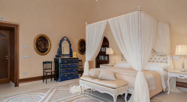 Villa La Rondinaia, Забронировать Вилла Виллы Равелло, рядом с Duomo di Ravello, Вилла
